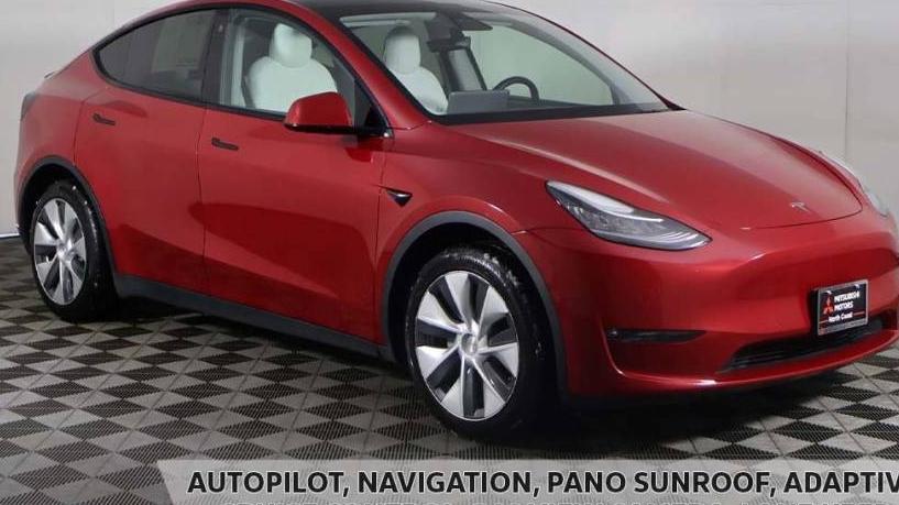 TESLA MODEL Y 2021 5YJYGDEE0MF300154 image